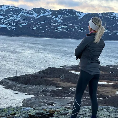 Mosstrond Turisthytte Апарт-отель *