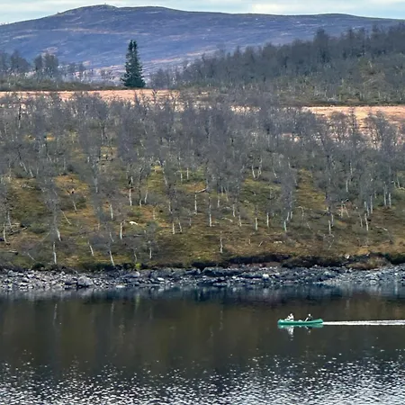 Mosstrond Turisthytte *