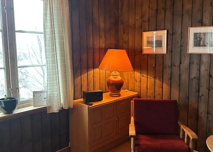 Mosstrond Turisthytte *