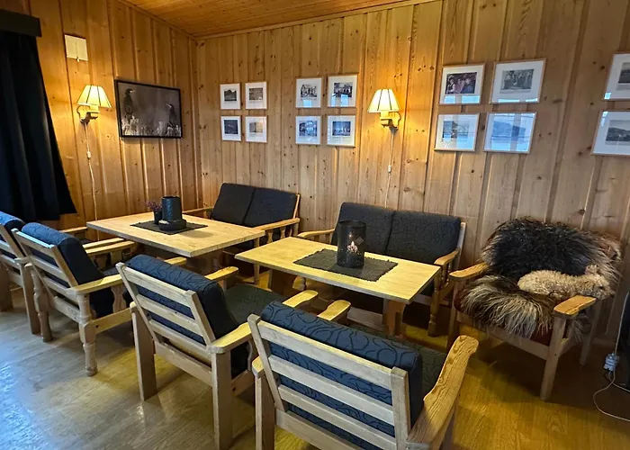 Mosstrond Turisthytte *